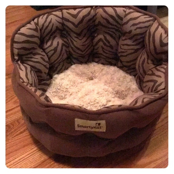 smartykat cat bed